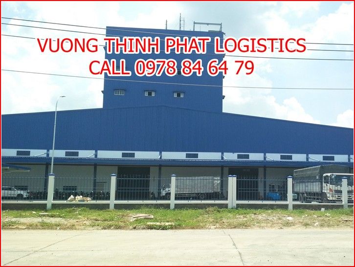 Cho thuê gấp nhà xưởng 2.500m2 mặt tiền Phan Văn Hớn, Hóc Môn